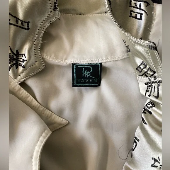 Raven Bustier style Jacket White Sateen with Black Characters size M - Picture 12 of 14